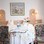 Glocke Weingut Und Guest house Rothenburg ob der Tauber