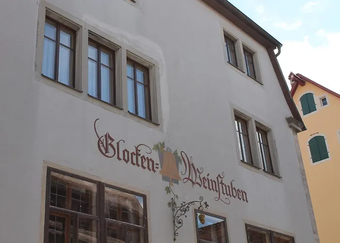 Glocke Weingut Und Pensionat 3*