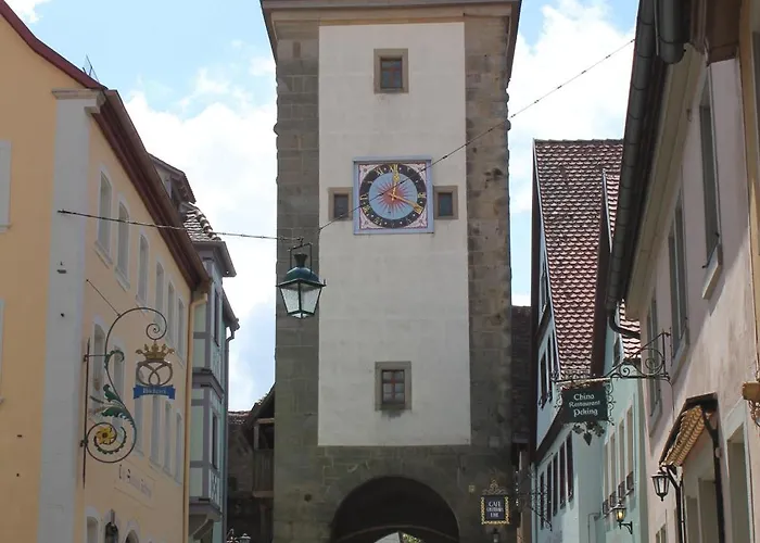 Pensionat Glocke Weingut Und 3*