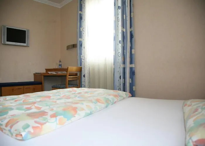 Glocke Weingut Und 3*