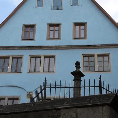 Гостьовий будинок Glocke Weingut Und 3*