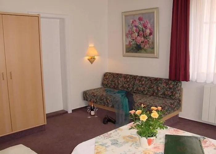 Glocke Weingut Und Πανσιόν 3*